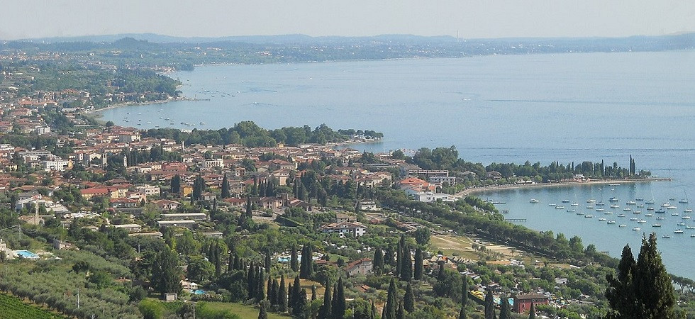 Bardolino_Panorama Di Adert - Opera propria - Wikipedia Bardolino_Panorama Di Adert - Opera propria - Wikipedia